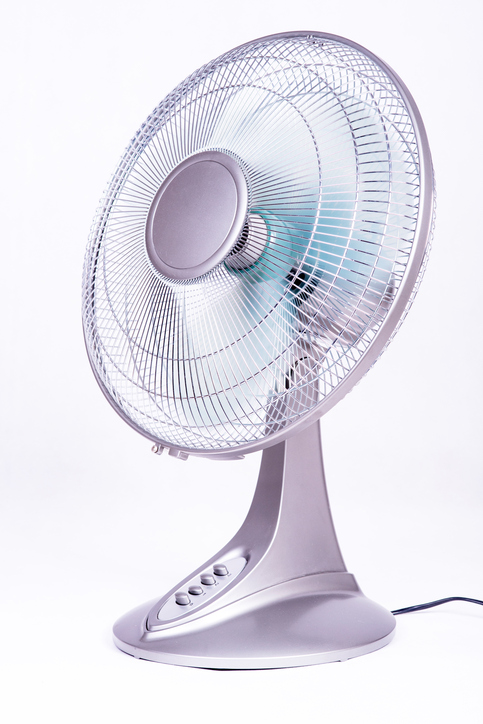 Ventilatore elettrico può essere dannoso negli anziani esposti al caldo